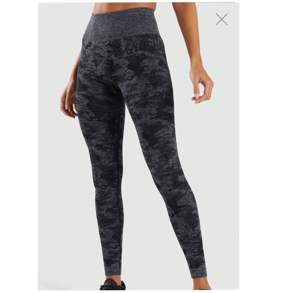 ✨Gymshark Camo Seamless Leggings M ✨